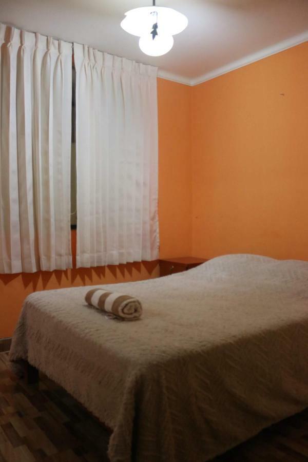 Hostal Mochileros Tacna Esterno foto