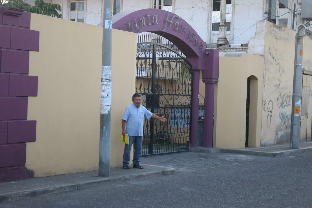 Hostal Mochileros Tacna Esterno foto