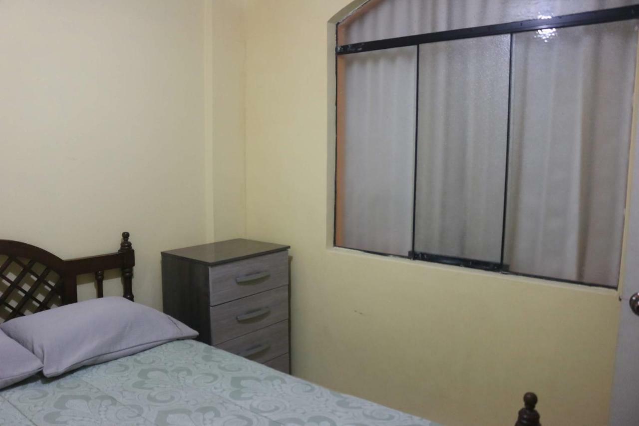 Hostal Mochileros Tacna Esterno foto