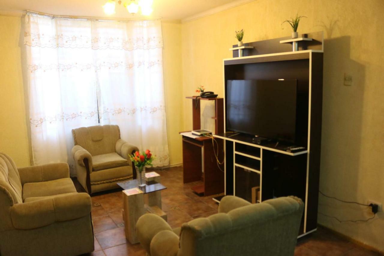 Hostal Mochileros Tacna Esterno foto