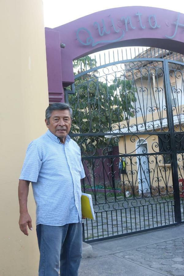 Hostal Mochileros Tacna Esterno foto