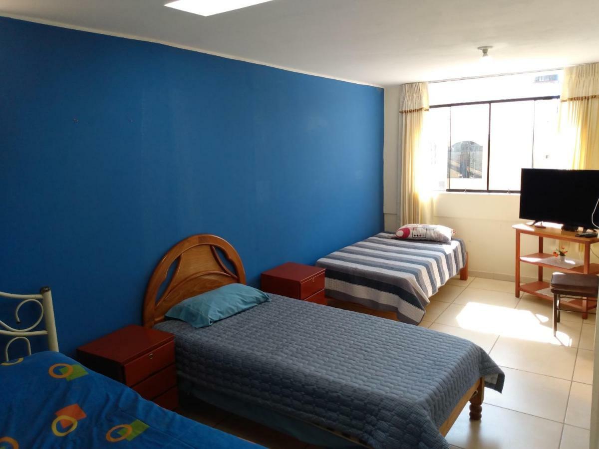 Hostal Mochileros Tacna Esterno foto